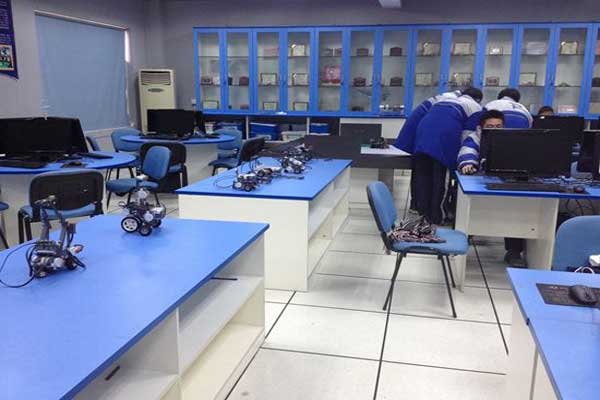 新疆科研教育实验室装修方案